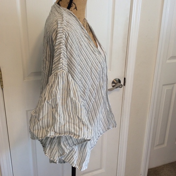 Universal Thread striped flutter sleeve Summer cardigan OSFM - Picture 3 of 9